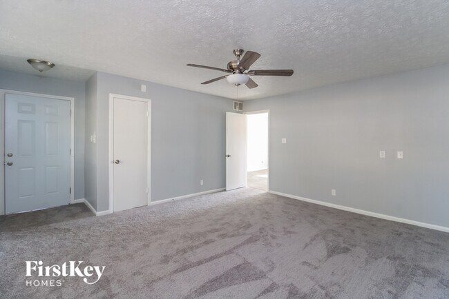 Building Photo - 4118 Kingsland Cir