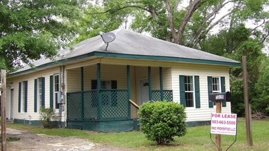 Building Photo - 115 Ryan Dr