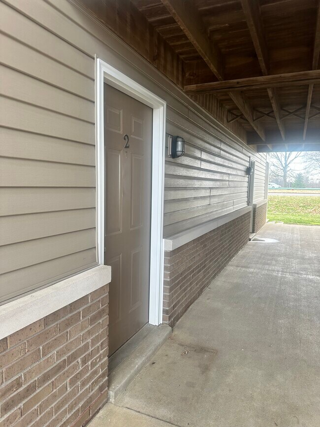 Foto del edificio - 256 Landis Ln