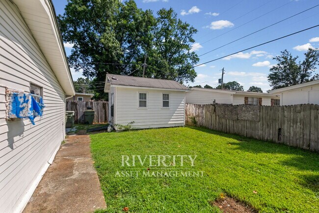 Foto del edificio - 5040 Colewood Ave
