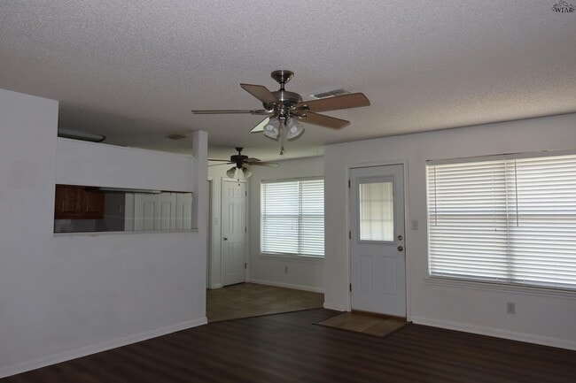 Building Photo - 5223 Air Force Dr
