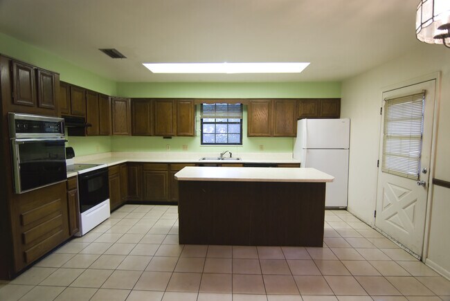 Foto del edificio - 313 NW 36th St