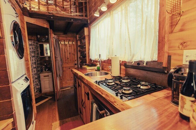 Foto del edificio - 80391 Stewart Creek Rd