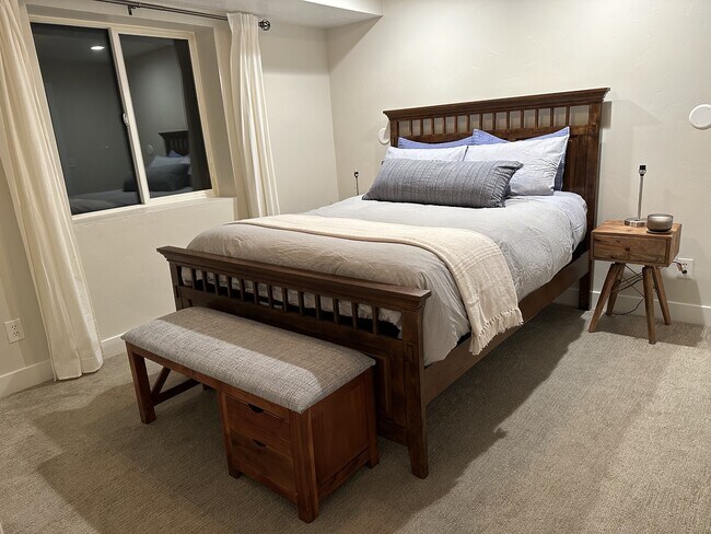 Foto del edificio - 151 850 W