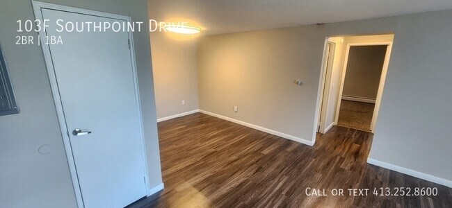 Foto del edificio - 103 Southpoint Dr