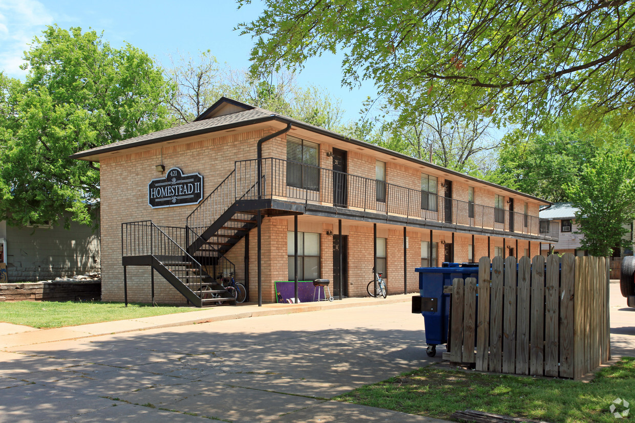 Building Photo - Homestead II