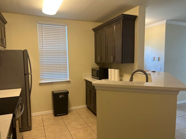 Foto del edificio - 2 bed/2 bed - 714-101 Siena Palm Drive, Ce...