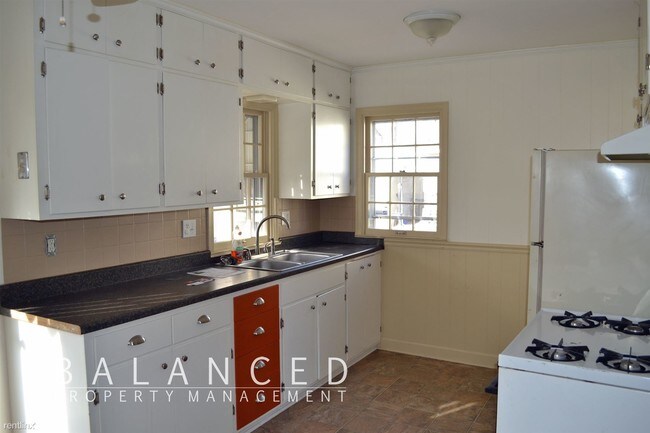 Foto del edificio - 2 br, 1 bath House - 2041 SW High Ave