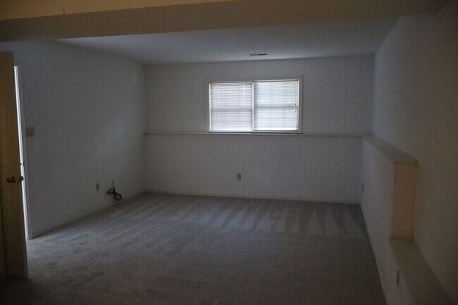 Foto del edificio - 1900 S El Dorado Dr