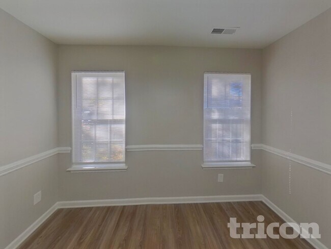 Foto del edificio - 1916 Lexington Ave