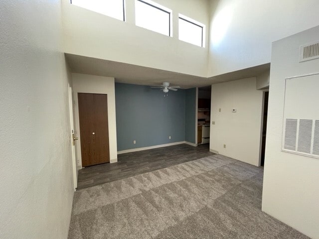 One bedroom Living room - Desert Springs