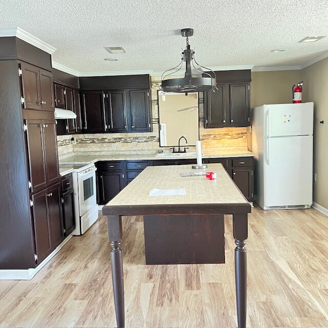 Foto del edificio - 6307 Middle Warren Rd