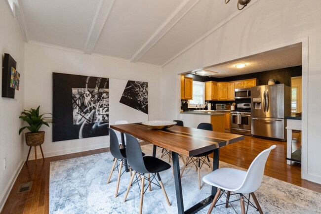 Foto del edificio - 603 Christie Ct