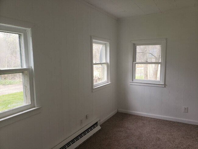 Building Photo - 4349 NY-7