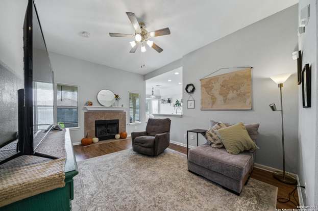 Foto del edificio - 8414 Pigeonberry Dr