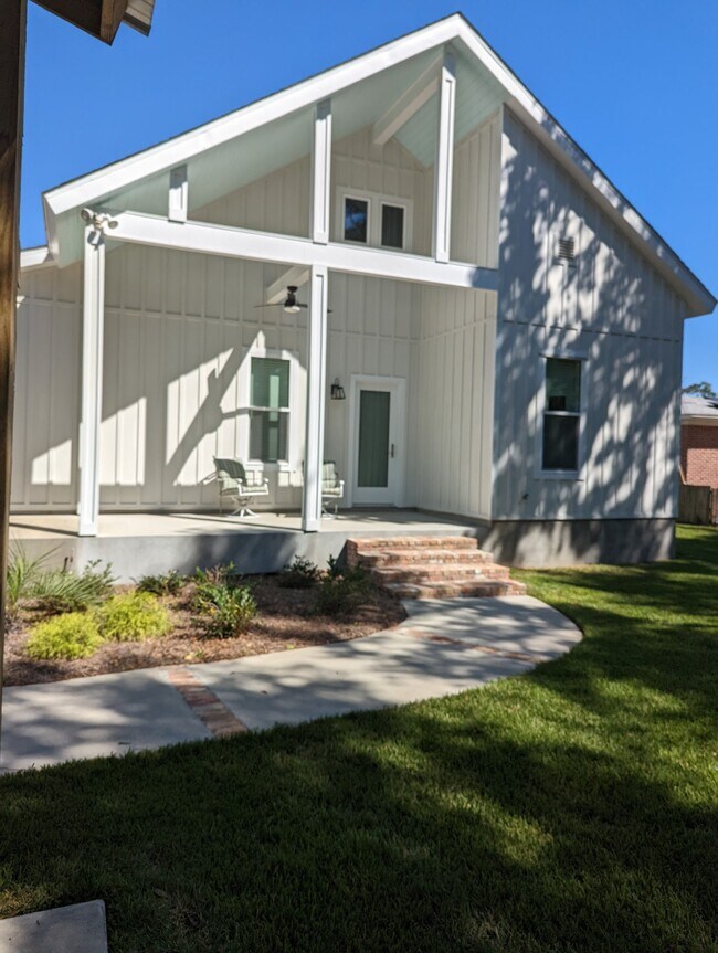 Foto del edificio - 3003 E Blount St