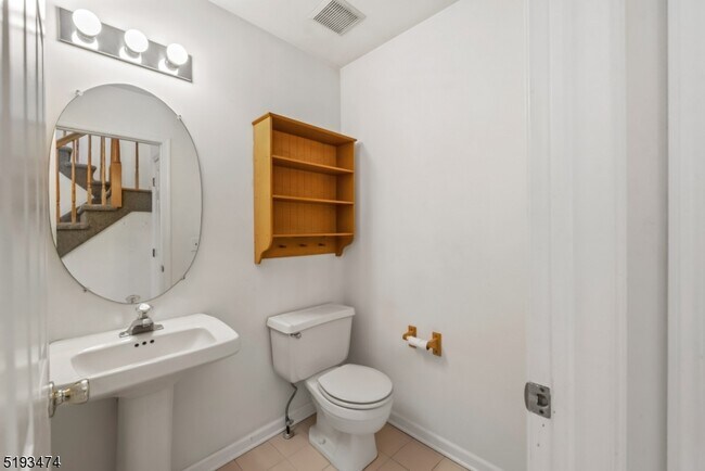 Building Photo - 306 Carnegie Ct