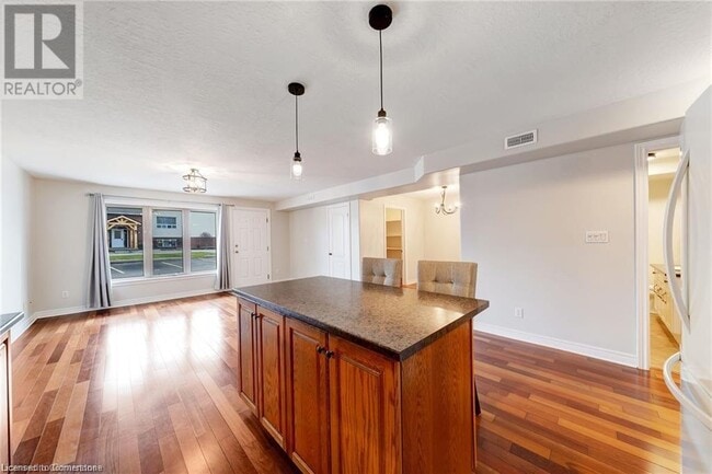 Building Photo - 50 Whitlaw Way