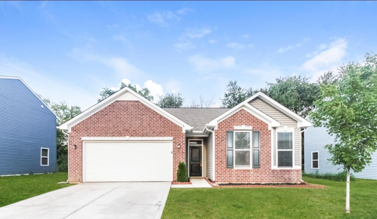 6423 Pinebark Pl, Indianapolis, IN 46217 House Rental in Indianapolis