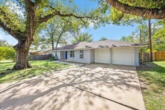 Building Photo - 5608 Cordell Ln