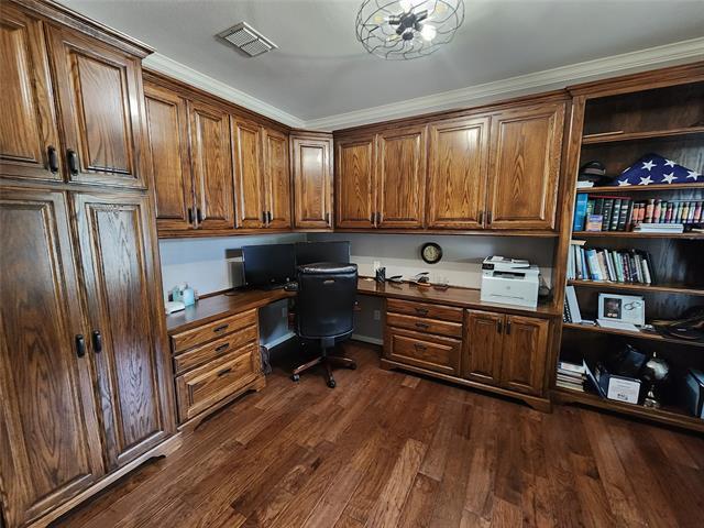 Foto del edificio - 3848 Lakeway Dr