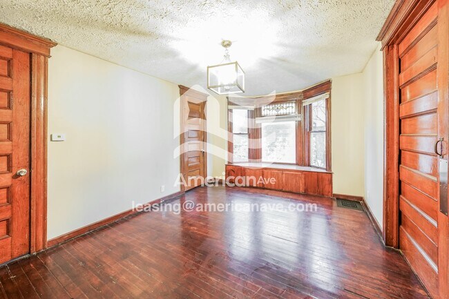 Building Photo - 271 Kirk Ave