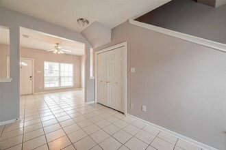 Building Photo - 206 Sydnor St