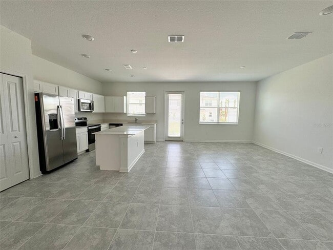 Building Photo - 231 Bogey Dr