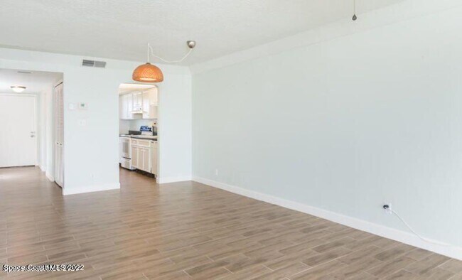 Foto del edificio - 500 Palm Springs Blvd