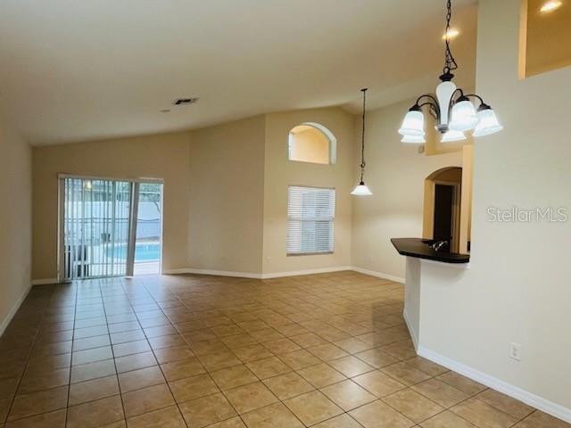 Foto del edificio - 2537 Dharma Cir