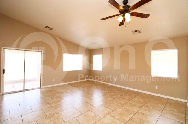 Building Photo - 11514 E Contessa St