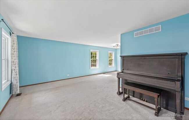Foto del edificio - 325 Country Ln