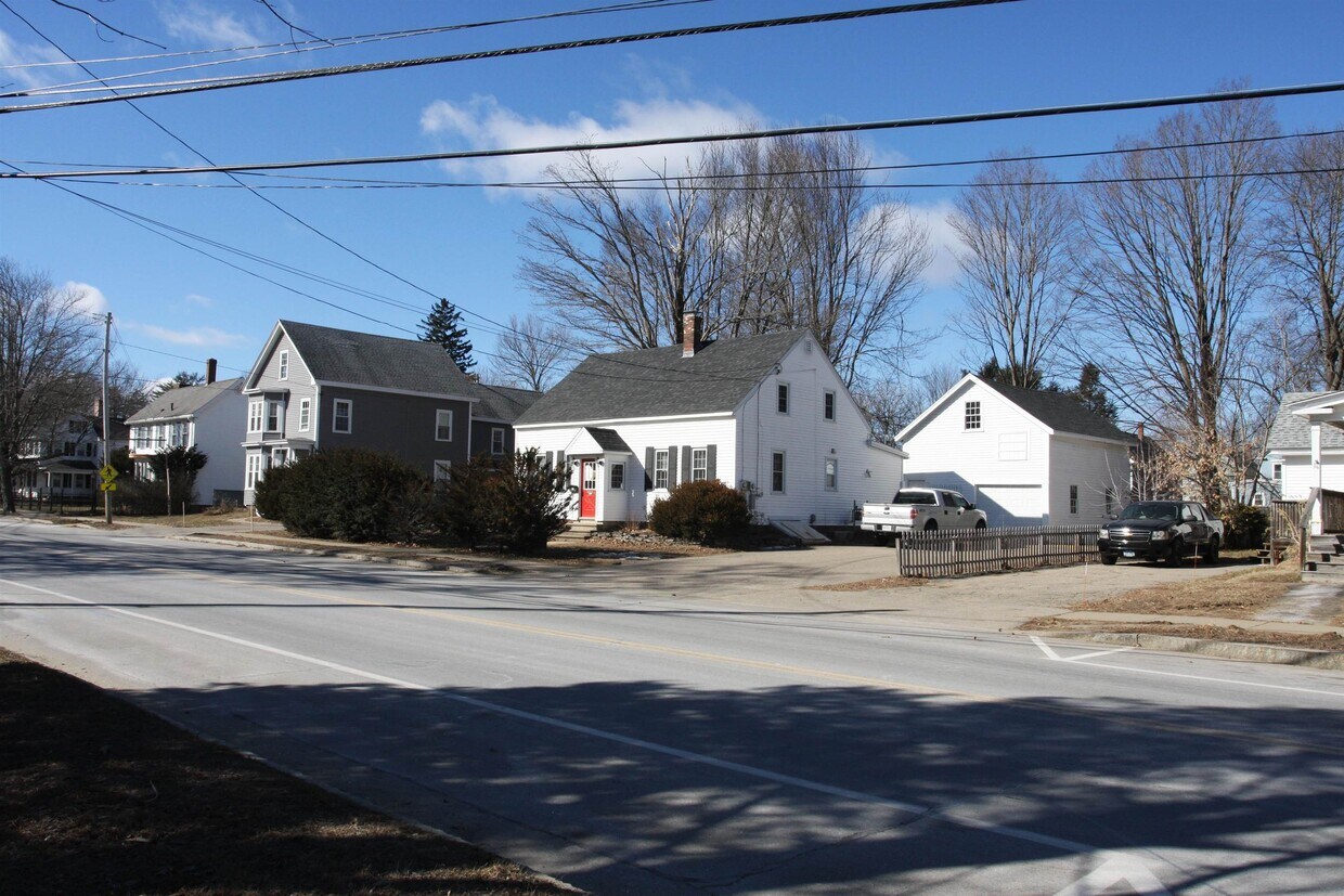 Primary Photo - 94 Portland Ave