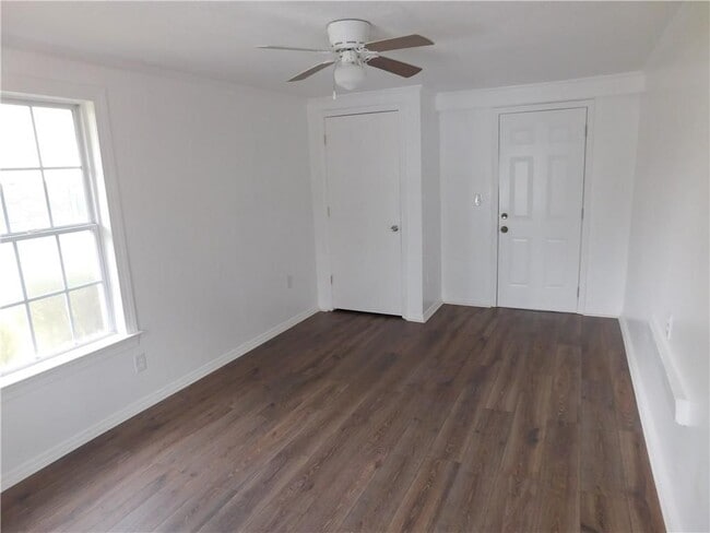 Foto del edificio - 2174 Whites Mill Rd