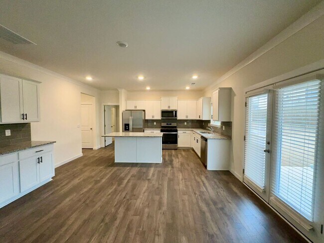 Foto del edificio - 10811 Upland Dr