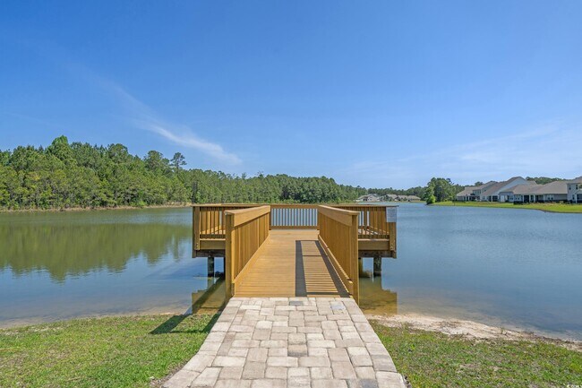 Foto del edificio - 847 Flowering Br Ave