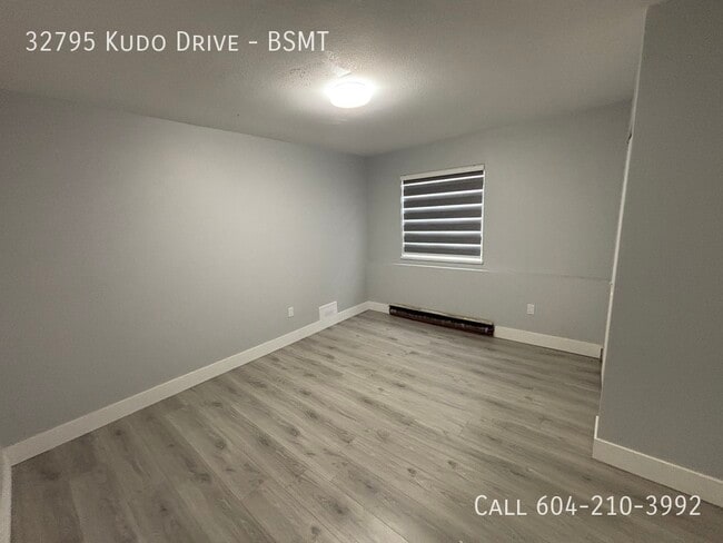 Building Photo - Bright Basement Suite with Large Bedrooms