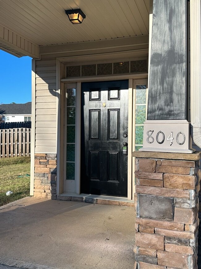 Foto del edificio - Beautiful 2-Story home in Grovetown