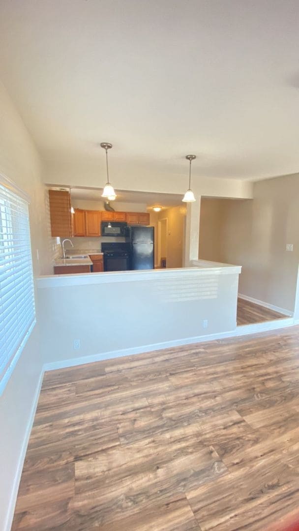 Building Photo - Adorable one bedroom one bathroom home!