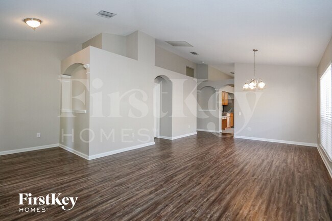 Foto del edificio - 10214 Hunters Haven Blvd