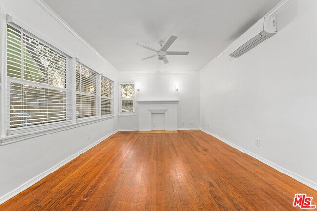 Building Photo - 6067 Lexington Ave