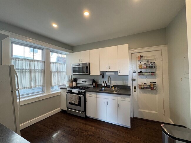 Foto del edificio - 339 S Huntington Ave