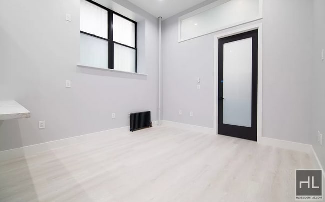 Building Photo - Stanton Street