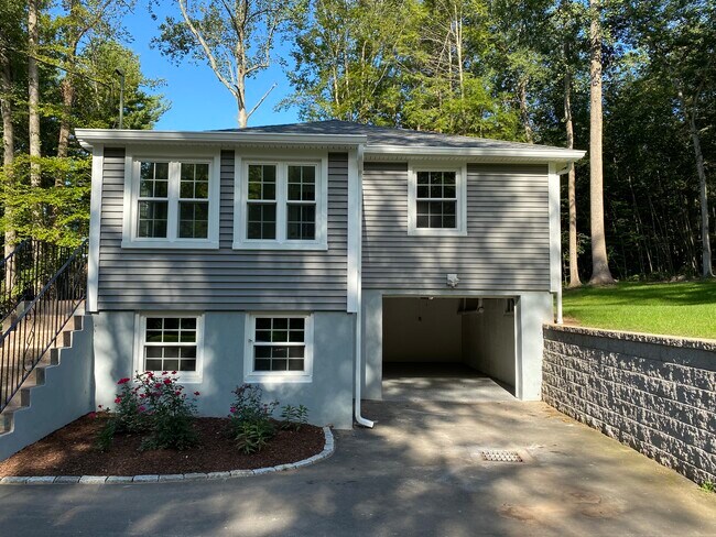 Building Photo - 532 Matson Hill Rd