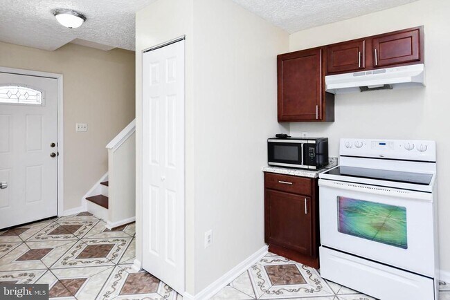 Foto del edificio - 2115 N Anvil Ln