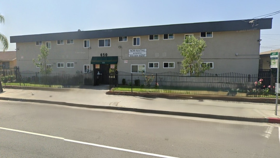 Primary Photo - 650 W Gardena Blvd