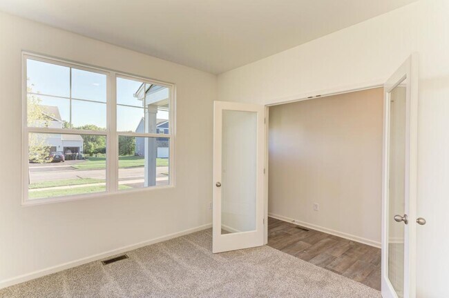 Building Photo - 13637 Palmetto Dr