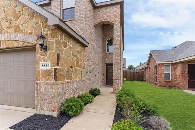 Foto del edificio - 8820 Tenderfoot Ln
