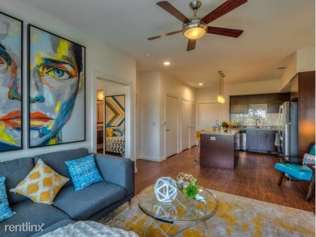 Primary Photo - 1 br, 1 bath Apartment - 1435 Main St 700