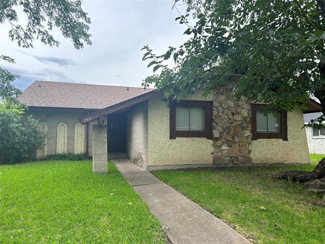 Primary Photo - 1101 Trinidad Ln